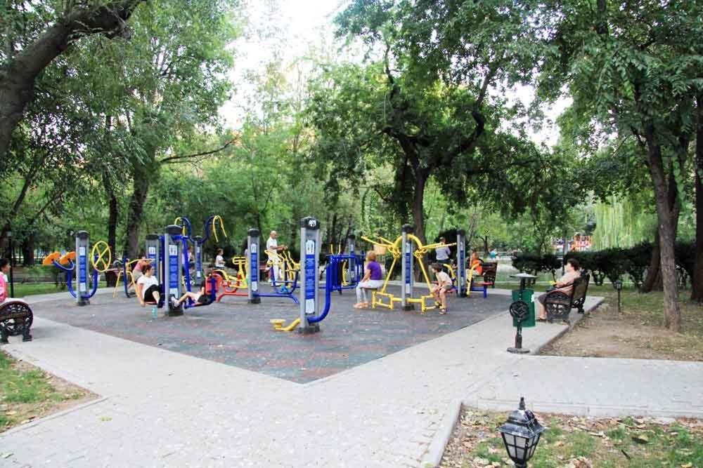 Central Park Bucharest Luaran gambar